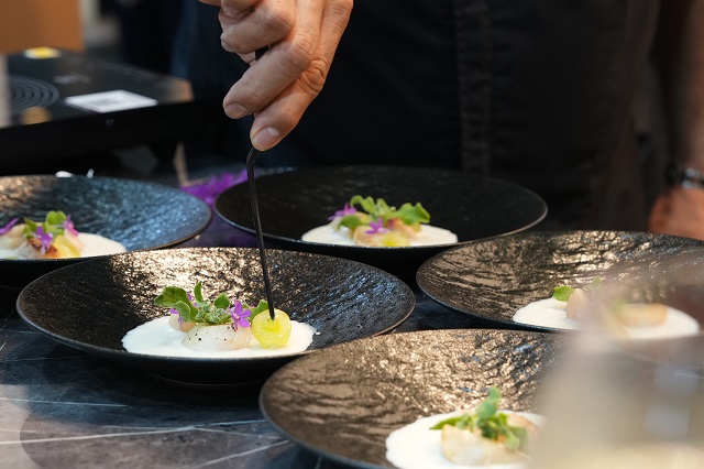 กิจกรรม-Chef-Table-โดย-Iron-Chef-Thailand-หรือเชฟกระทะเหล็ก-3.jpg