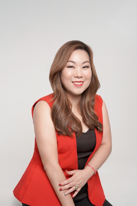 คุณณัฐติยา-ซอล-ผู้อำนวยการ-บริษัท-โรเบิร์ต-วอลเทอร์ส-Copy.jpg