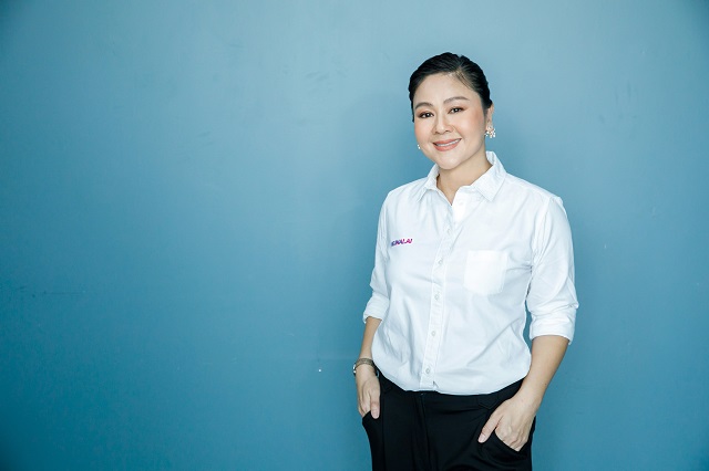 คุณประวีรัตน์-เทวอักษร-CEO-KUN-2.jpg