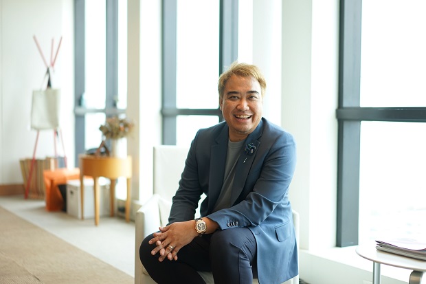คุณภาวิต-จิตรกร.jpg