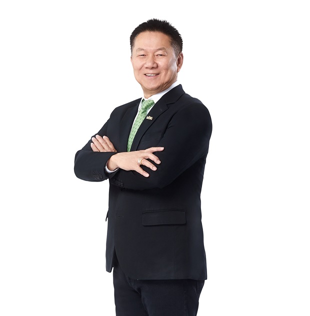คุณสมพล-ตรีภพนารถ.jpg