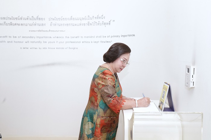 คุณสุนทรี-วนวิทย์-ประธานกรรมการบริหาร-บริ_0.jpg