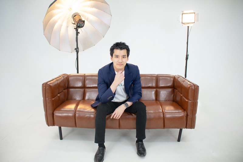 คุณเอกฉัตร-อัศวรุจิกุล-1.jpg