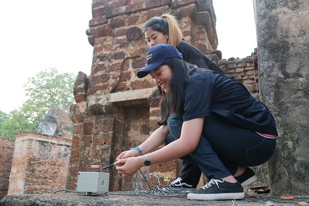 ตรวจวัดการสั่นสะเทือนของเสาวิหาร.jpg