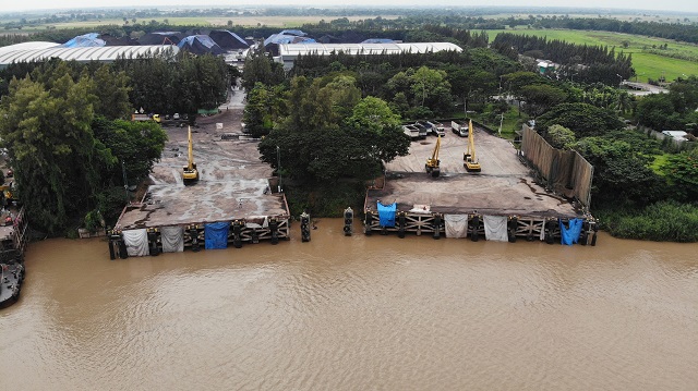ท่าเรือ-AGE-นครหลวง.jpg