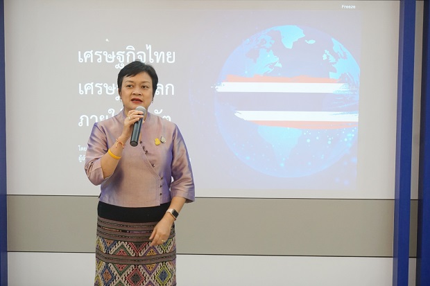 ผอ.สนค..jpg