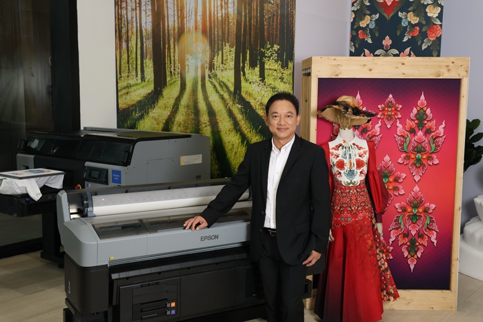 ยรรยง-มุนีมงคลทร_Epson-2.jpg