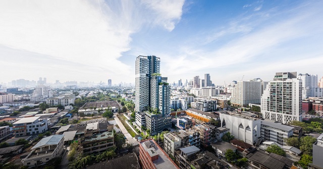 ลุมพินี-ซีเล็คเต็ด-สุทธิสาร-สะพานควาย.jpg