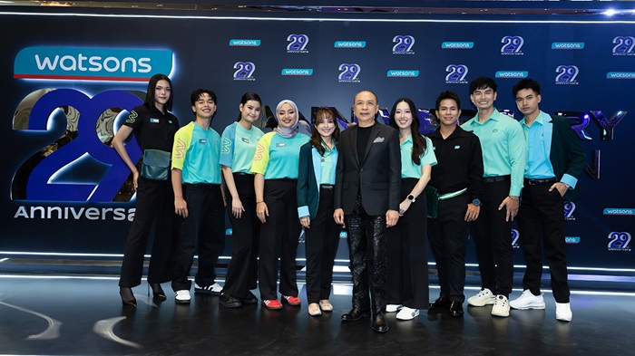วัตสัน-เปิดตัวยูนิฟอร์มใหม่-2.jpg