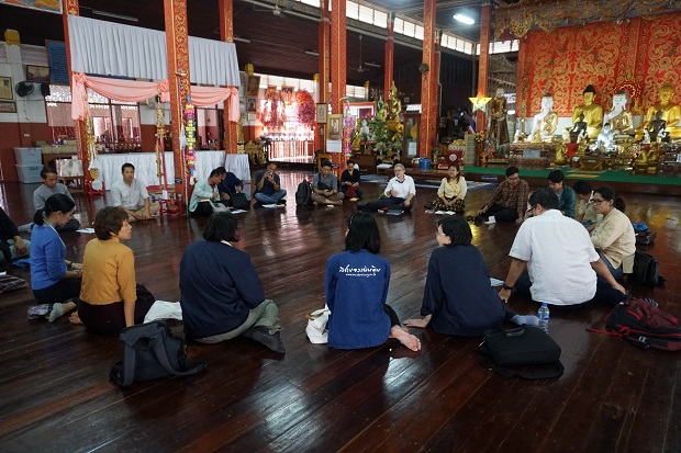 เวทีรับฟังความคิดเห็นจากชาวบ้าน.jpg