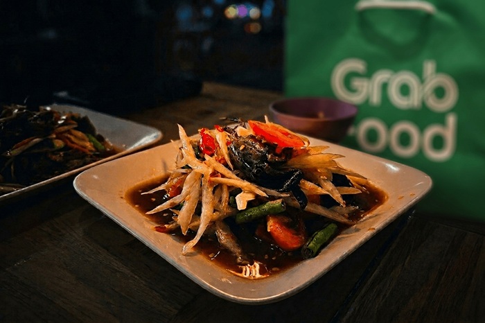 04-GrabFood-Somtum-1.jpg