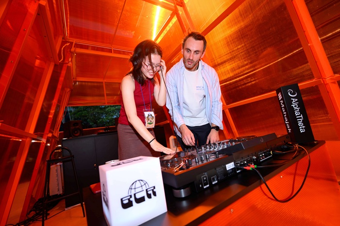 05-Open-Airwaves.jpg