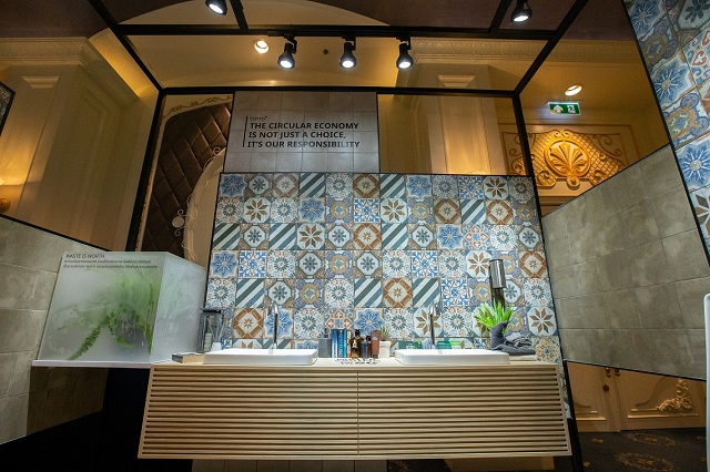 07_Cotto-Green-Bathroom-for-Sustainable-Living.jpg