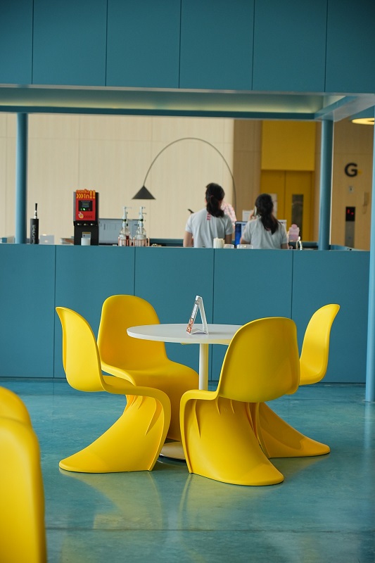 16-GO-Hotel-Bowin.jpg