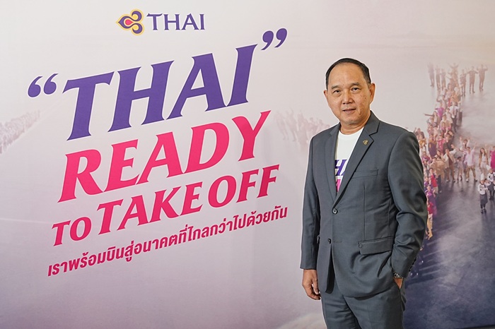 2.-คุณชาย-เอี่ยมศิริ-ประธานเจ้าหน้าที่บริหาร.jpg