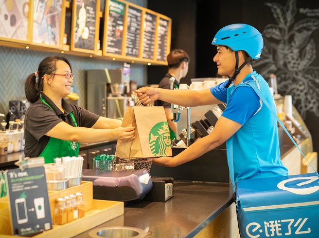 20180803_Starbucks-and-Alibaba-Group-Form-Strategic-Partnership_photo-1.jpg