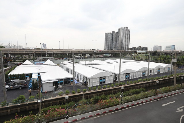 25640909_PressRelease_นายกฯ-ตรวจเยี่ยมโรงพยาบาลสนาม-ICU-5.jpg