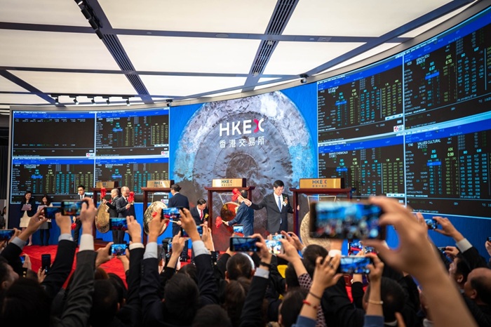 3_Hong-Kong-is-the-top-IPO-fundraising-venue-globally-in-the-first-half-of-2025.jpg