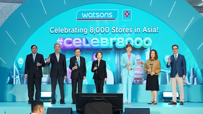 800th-store-2.jpg