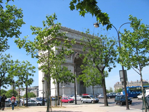 aredetriomphe.jpg