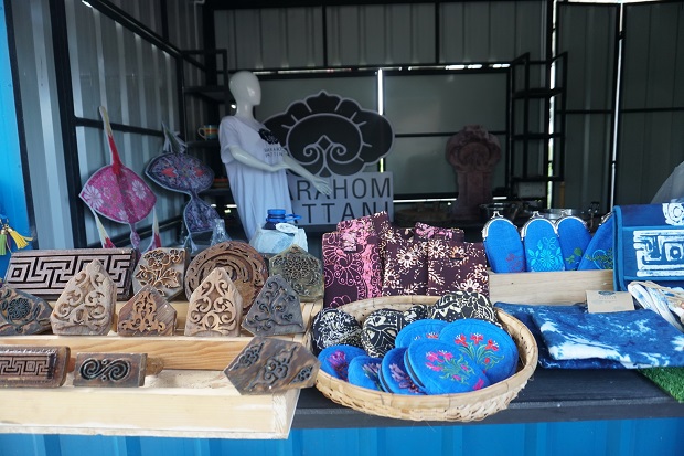 Barahom-Bazaar-Shop.jpg