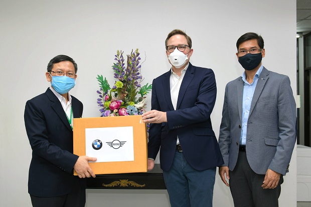 BMW-surgical-masks-donation-01.jpg