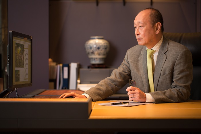 CEO.jpg