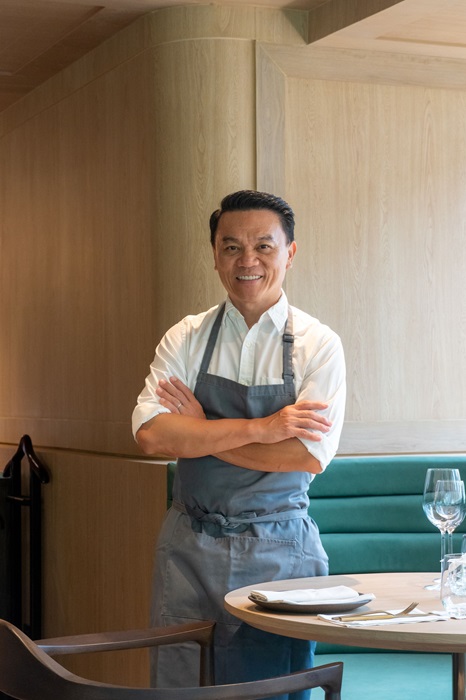 Chef-Ian-Kittichai-at-Khum-Hom-1re1_0.jpg