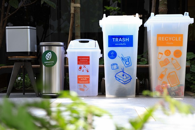 Coke-Collects-x-Sansiri-Waste-to-Worth-4.jpeg