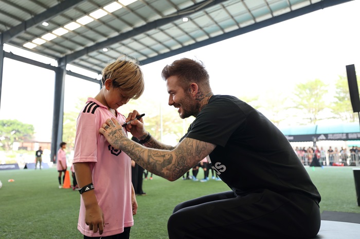 Craft-Your-Dream-With-David-Beckham_14.jpg