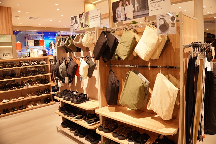 DSC01975-Copy.jpg