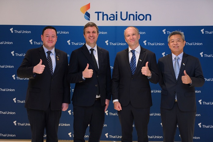 Group-Photo-TU-x-ADB-.jpg