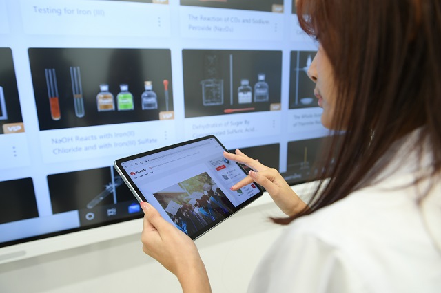 huawei-and-swu-2.jpg