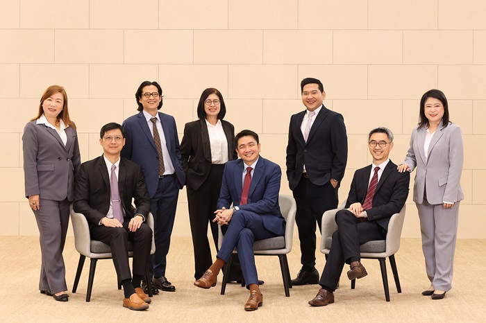 Informa-Team02.jpg