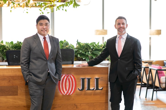 JLL1-1.jpg
