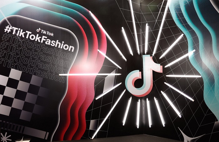 KV_TikTok-Bangkok-International-Fashion-Week.jpg