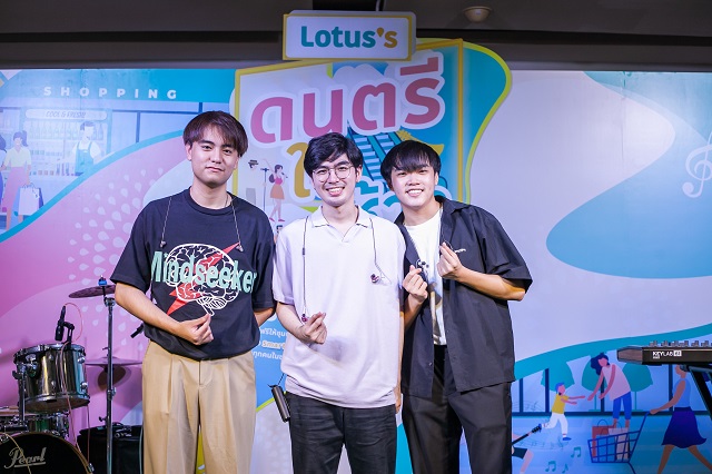 Lotuss-ดนตรีในห้าง-11.jpg