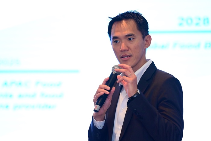Mr.-Ho-Ren-Hua-2.jpg