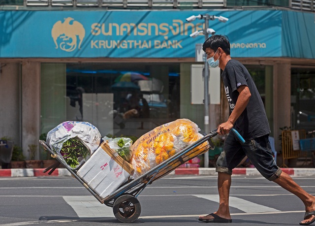 p12-daily-bank.jpg