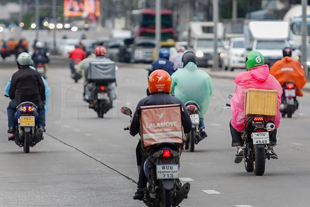 p12-daily-logistic.jpg