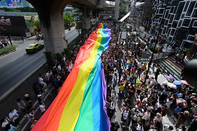 p12-daily-pride-01.jpg