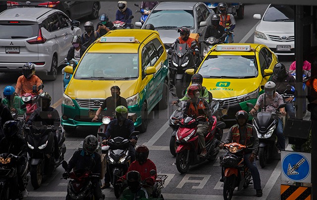 p12-daily-taxi.jpg