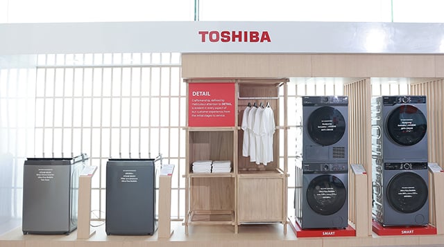 p12-daily-toshiba-02.jpg