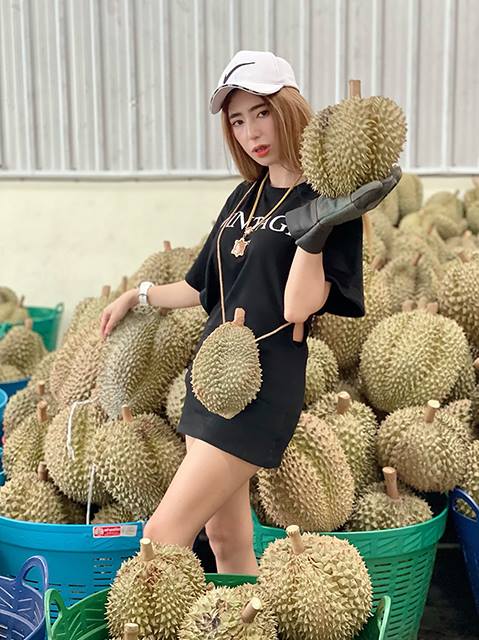 p20-21-weekly-durian-01.jpg