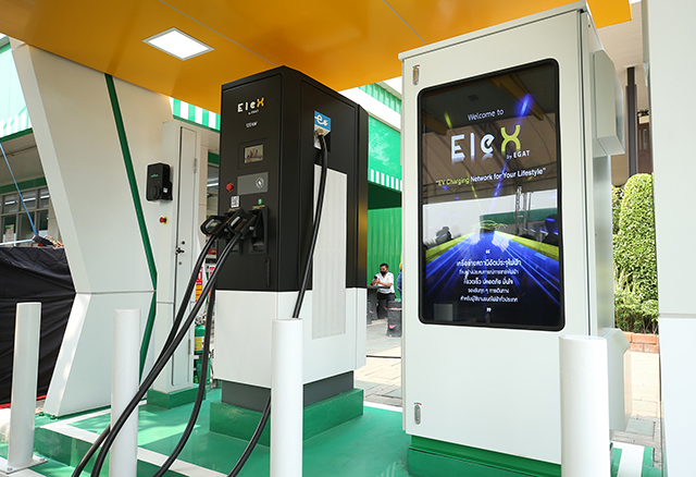 p20-21-weekly-ev-03.jpg