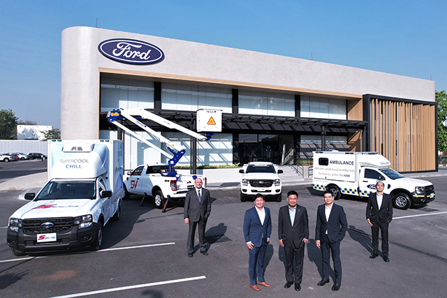 p20-21-weekly-ford-01.jpg