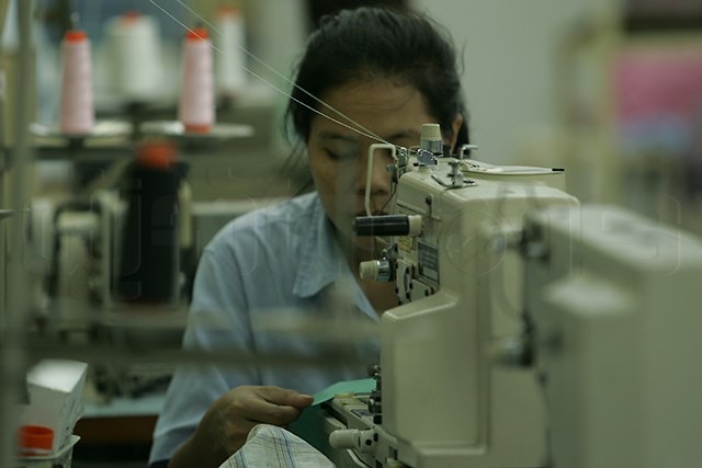 p20-21-weekly-gdp-01.jpg