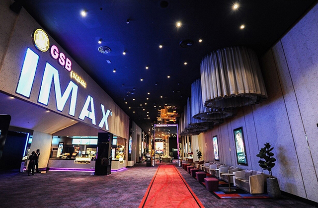 p20-21-weekly-imax-01.jpg