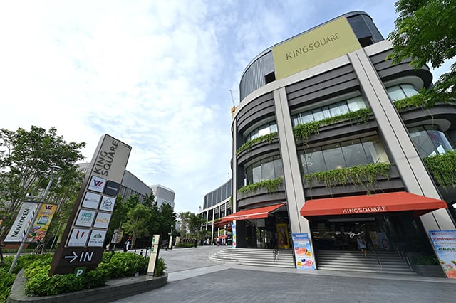 p20-21-weekly-kingsquare-01.jpg