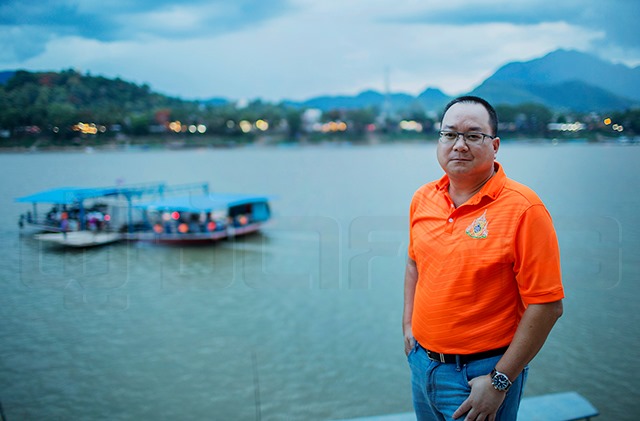 p20-21-weekly-lao-04.jpg